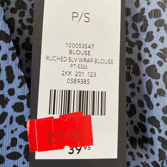 DYNAMITE leopard print ruched cropped wrap blouse - Picture 8 of 8